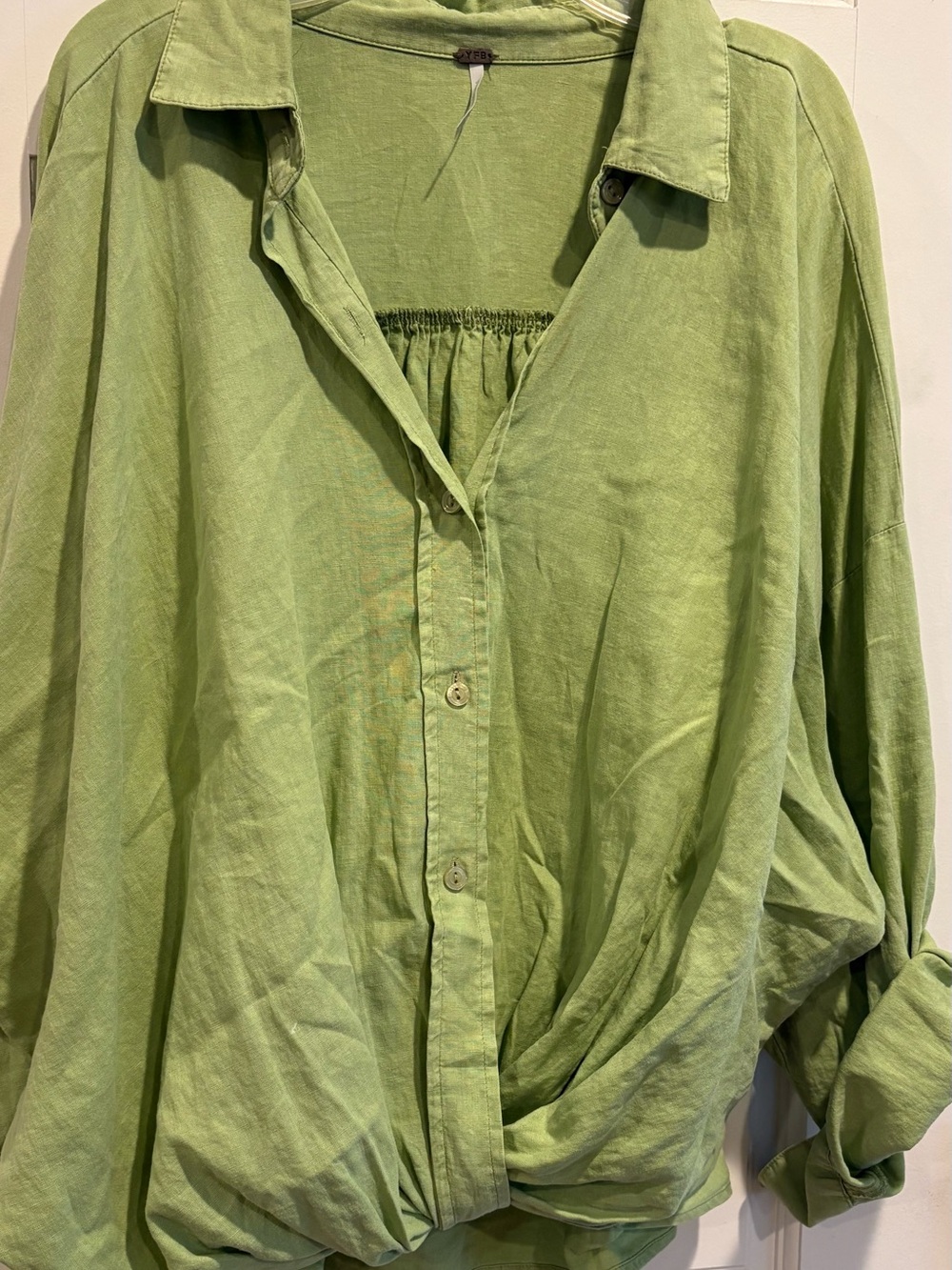 YFB Women’s Light Green Button-Front Blouse with Gathered Hem. Size L